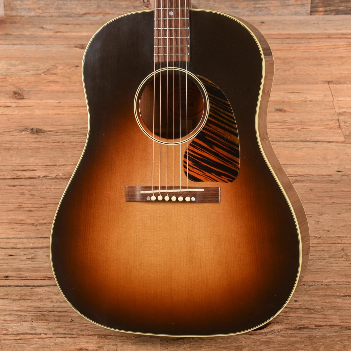 Gibson Custom 1942 Banner J-45 Sunburst 2013
