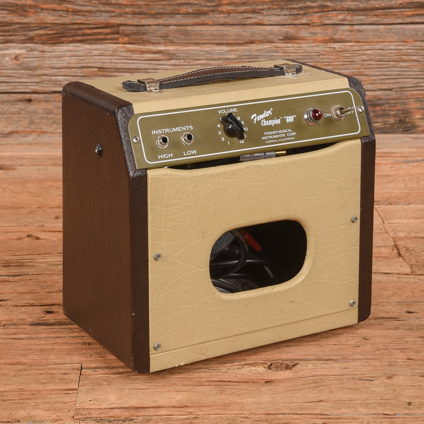 Fender Champion 600 5-Watt 1x6" Guitar Combo