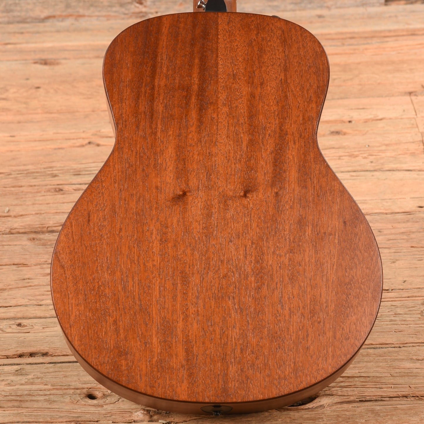 Taylor GTe Mahogany Natural - John Oates