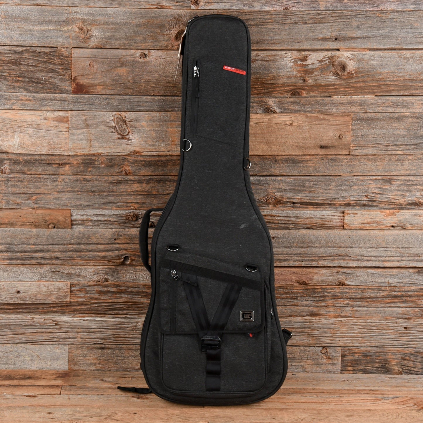 Novo Serus H2 Silver Sparkle over Bull Black