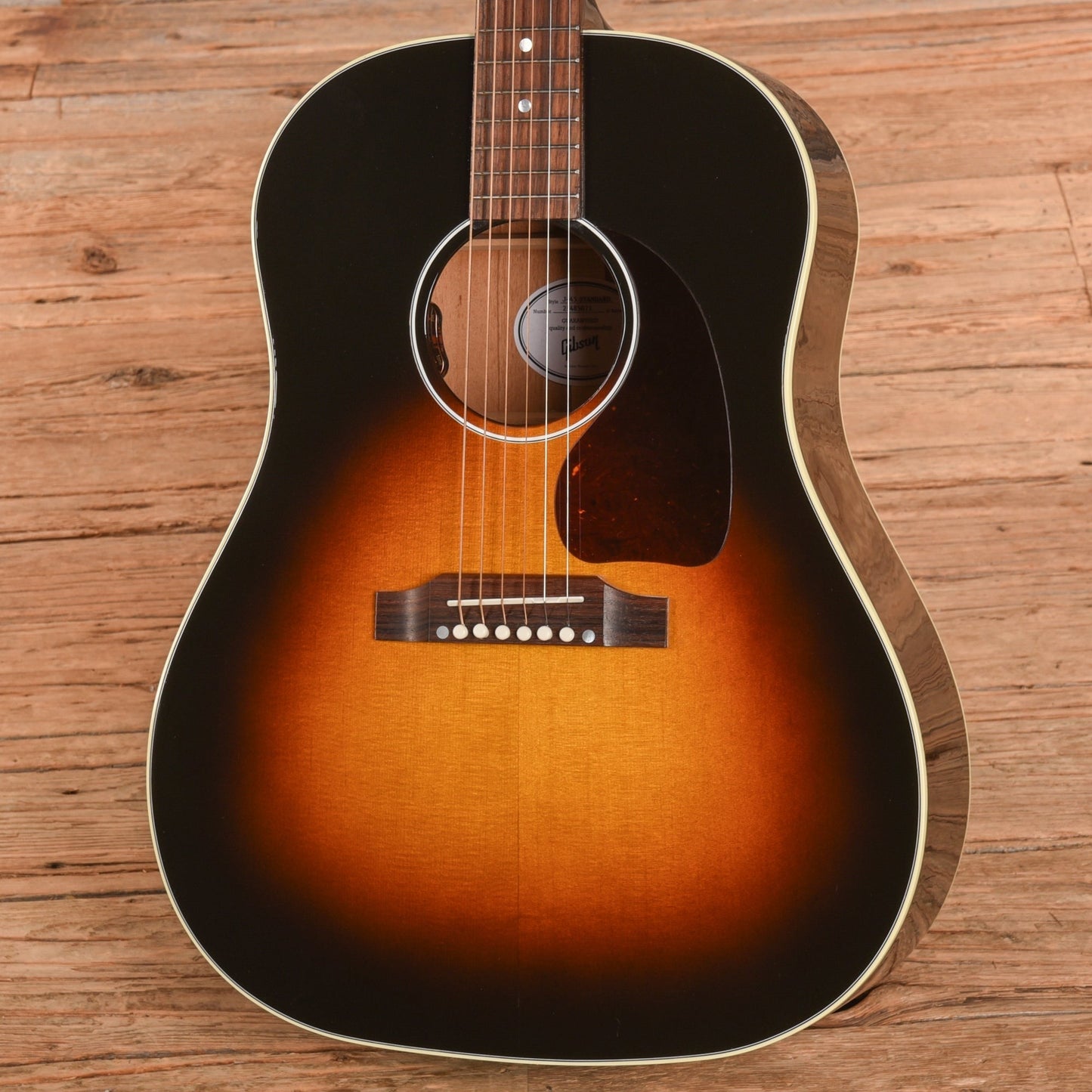 Gibson J-45 Standard Sunburst