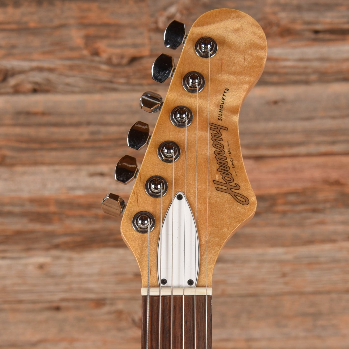 Harmony Silhouette Pearl White