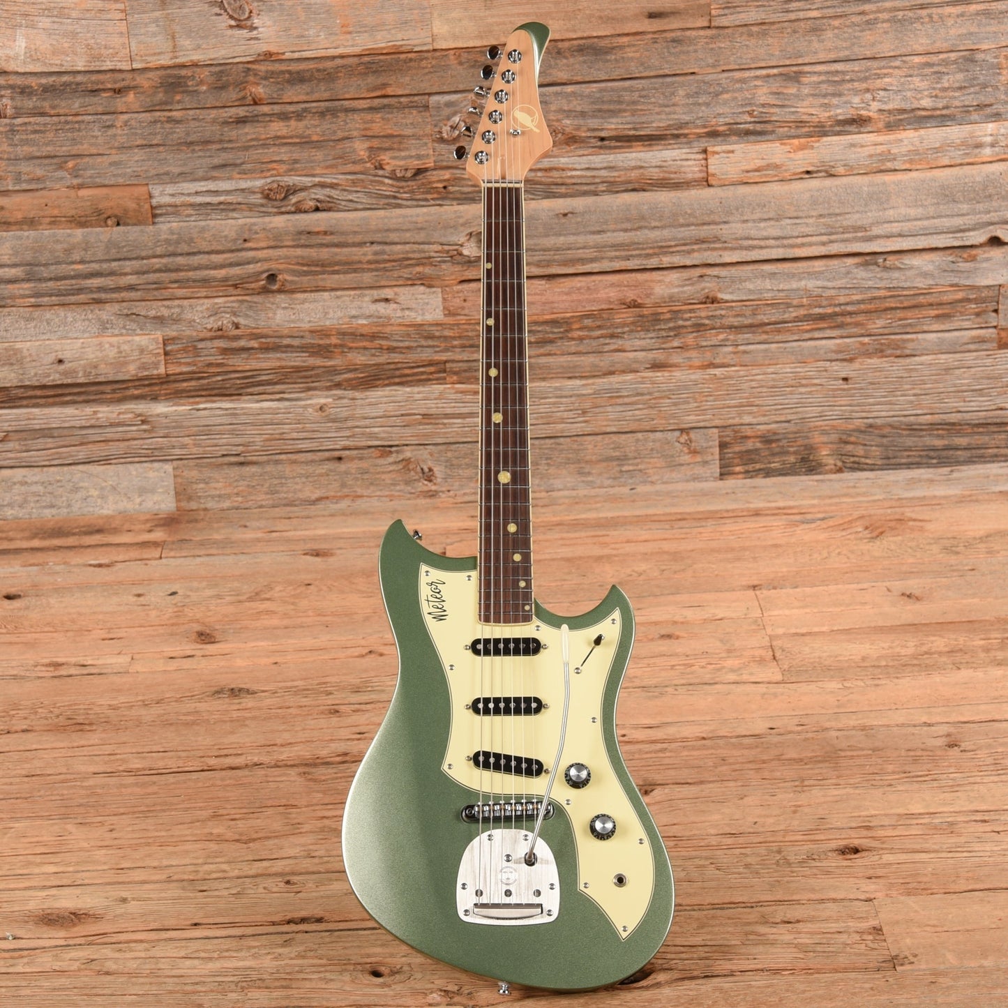 Cave & Canary Meteor Deluxe Olive Green 2023