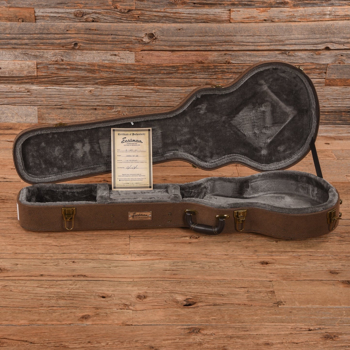 Eastman SB56/N-GD Gold 2021