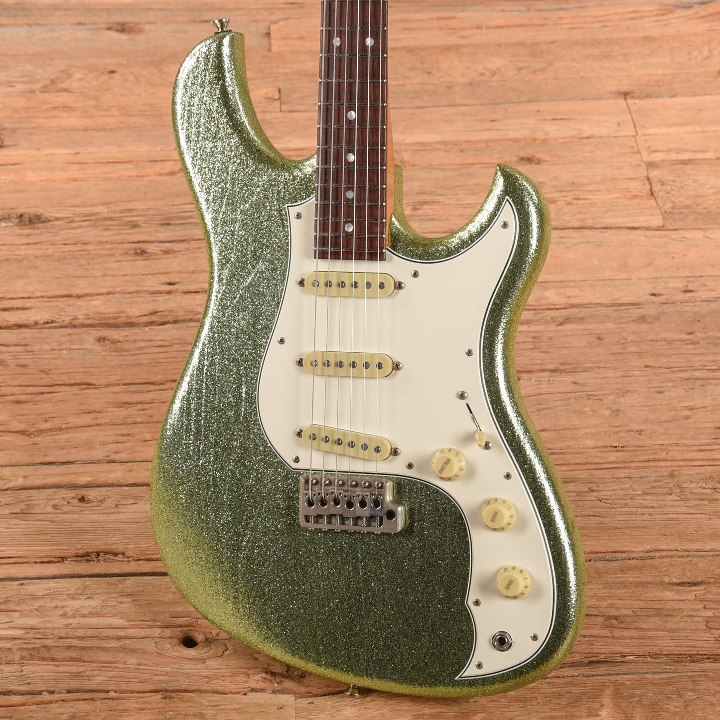 Novo Idris S3 Coke Bottle Green Sparkle 2024