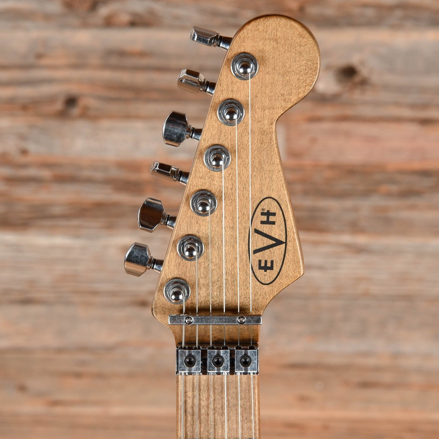 EVH Striped Series Frankie Relic Red / White / Black 2021