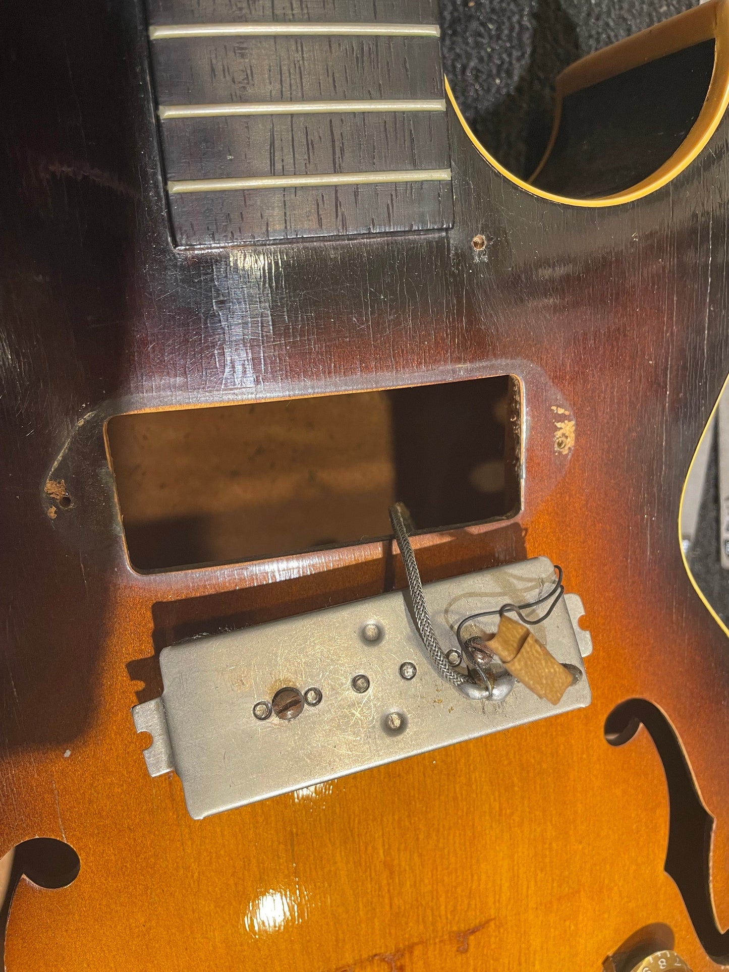 Gibson ES-140 3/4 Sunburst 1950