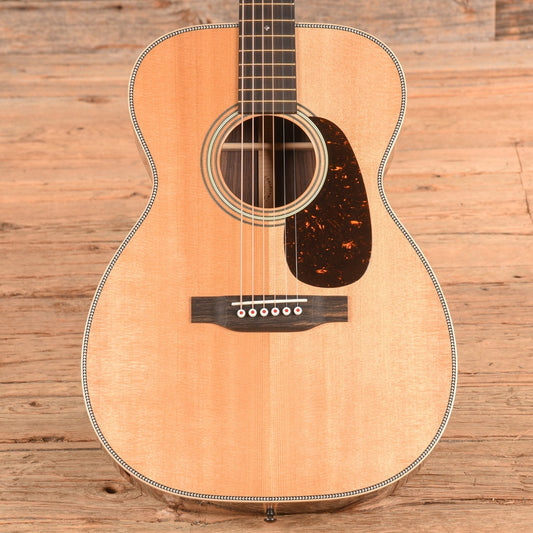 Martin 00-28 Modern Deluxe Natural 2024