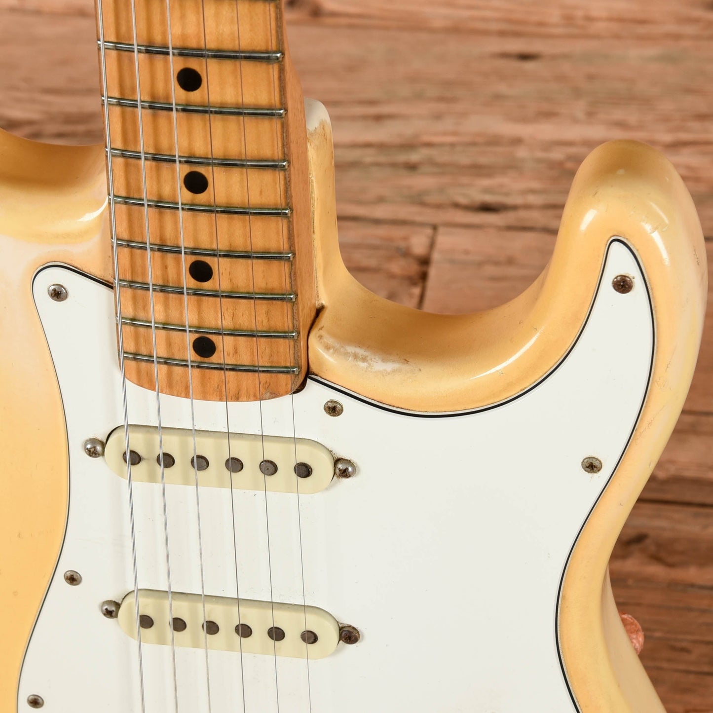 Fender Stratocaster Olympic White 1975