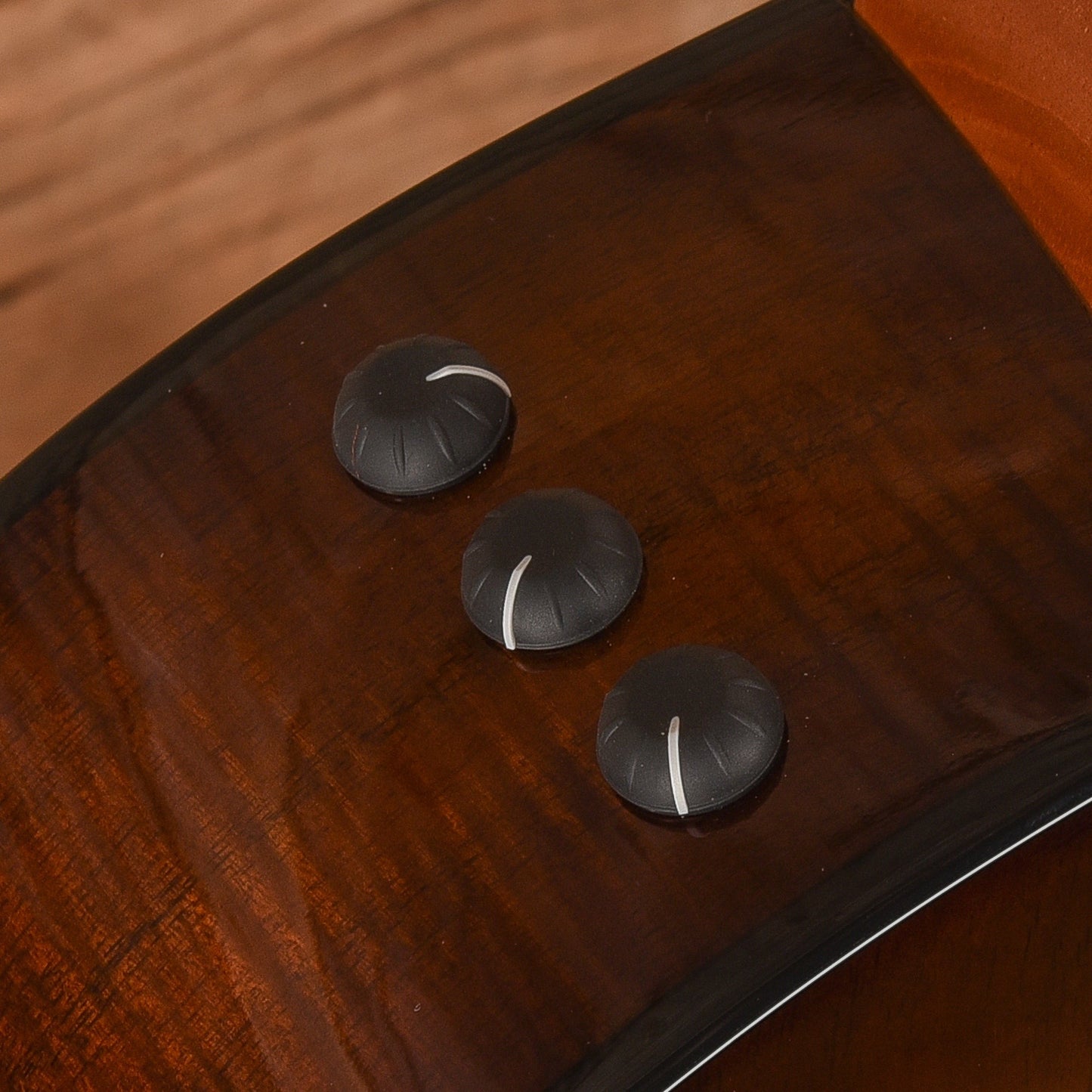 Taylor 224ce-K DLX Shaded Edge Burst 2020