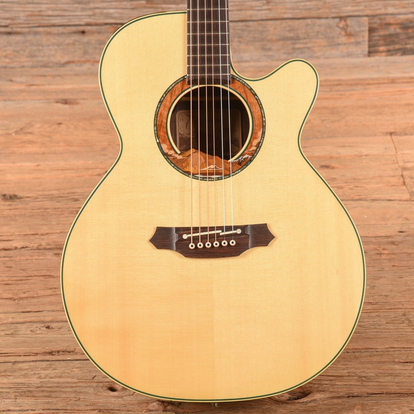 Takamine LTD 99 The Mountain Natural 1999