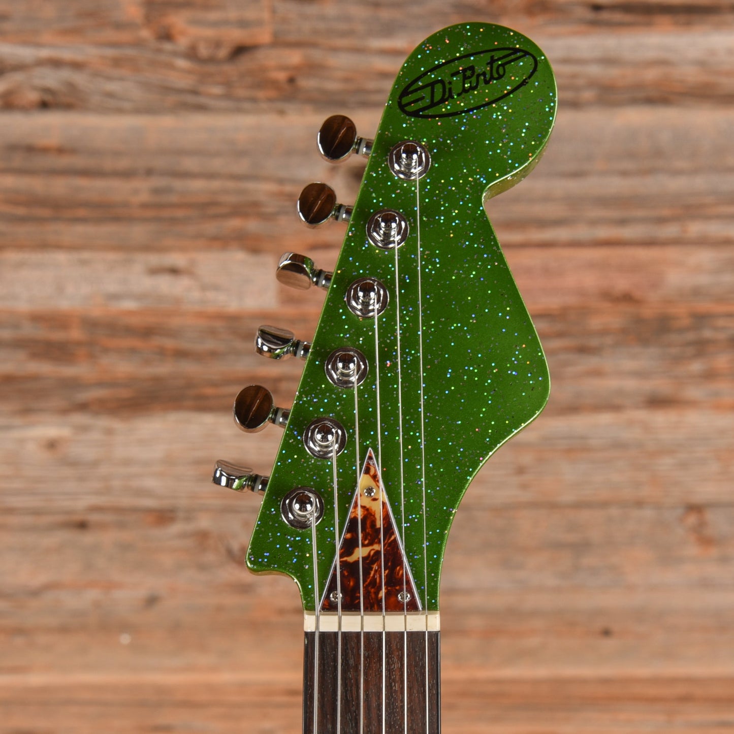 DiPinto Galaxie Safari Green Sparkle 2024