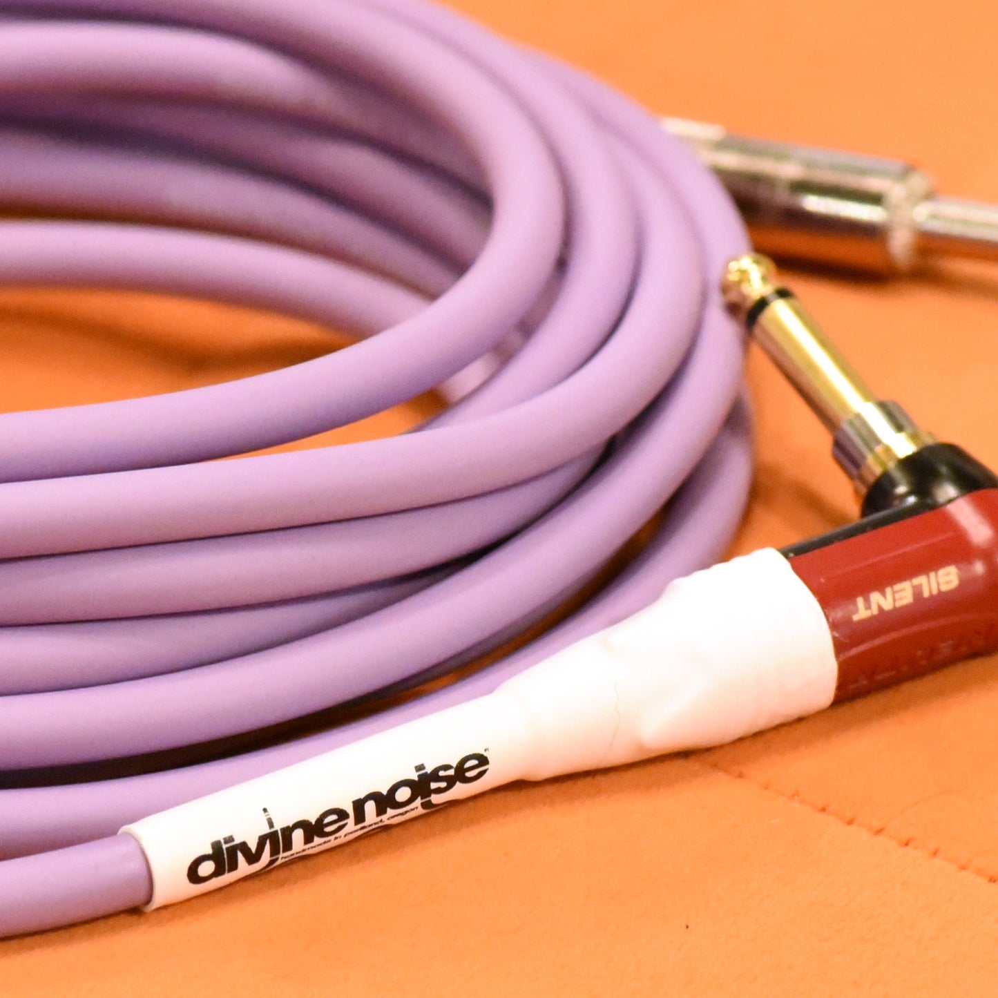 Divine Noise Instrument Cable 15' Right Angle Silent/Straight Lavender Haze