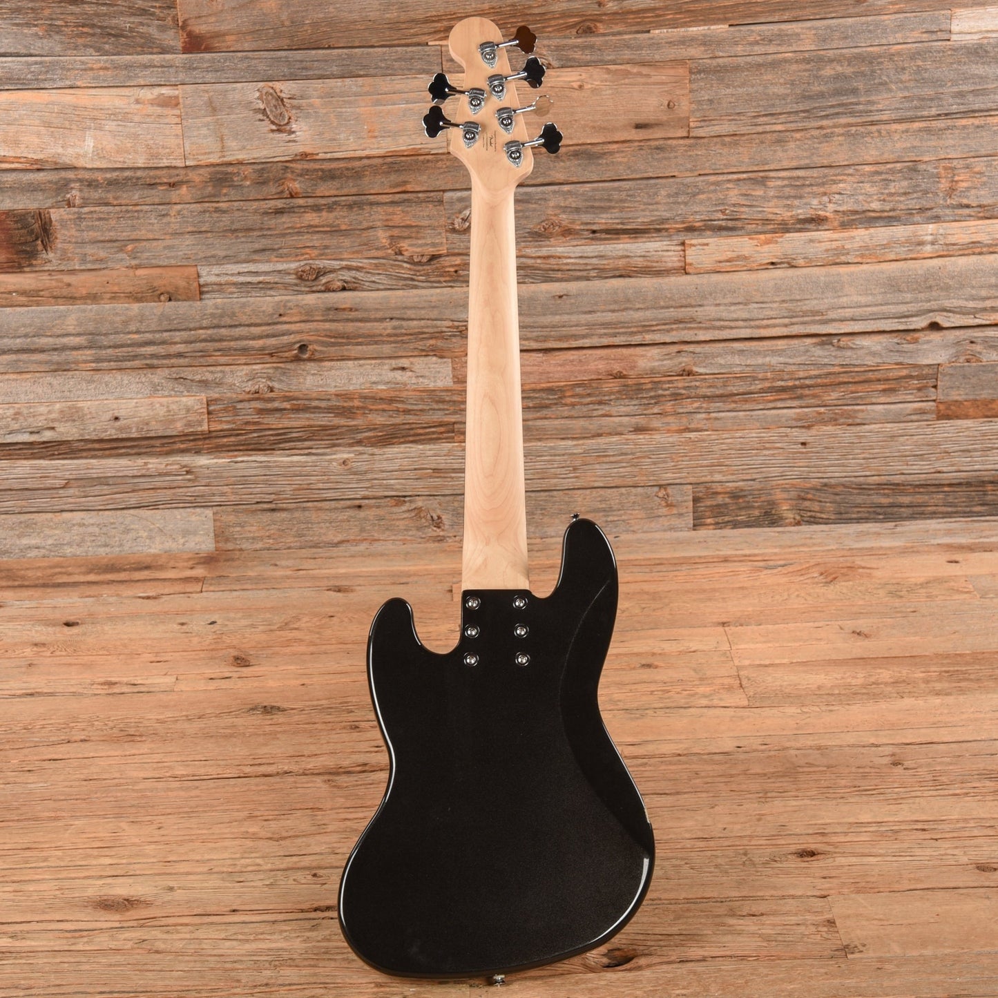 Squier Affinity Jazz Bass VI Black 2024