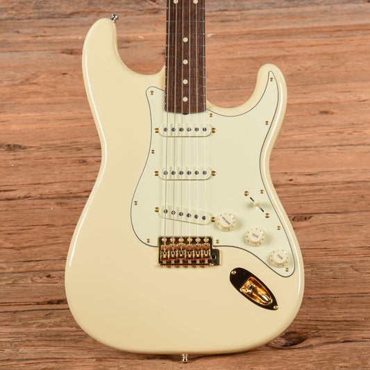Fender Limited Edition "Daybreak" Stratocaster Olympic White 2019