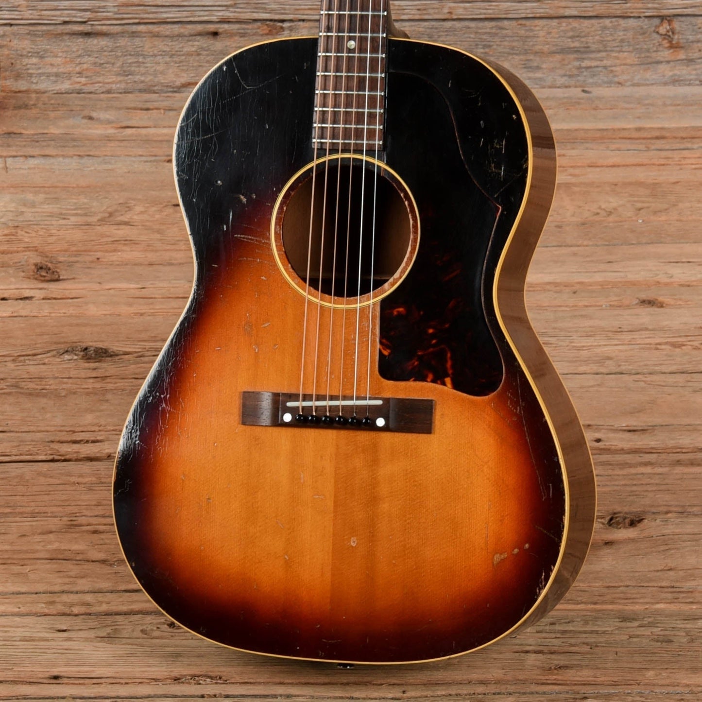 Gibson LG-1 Sunburst 1960