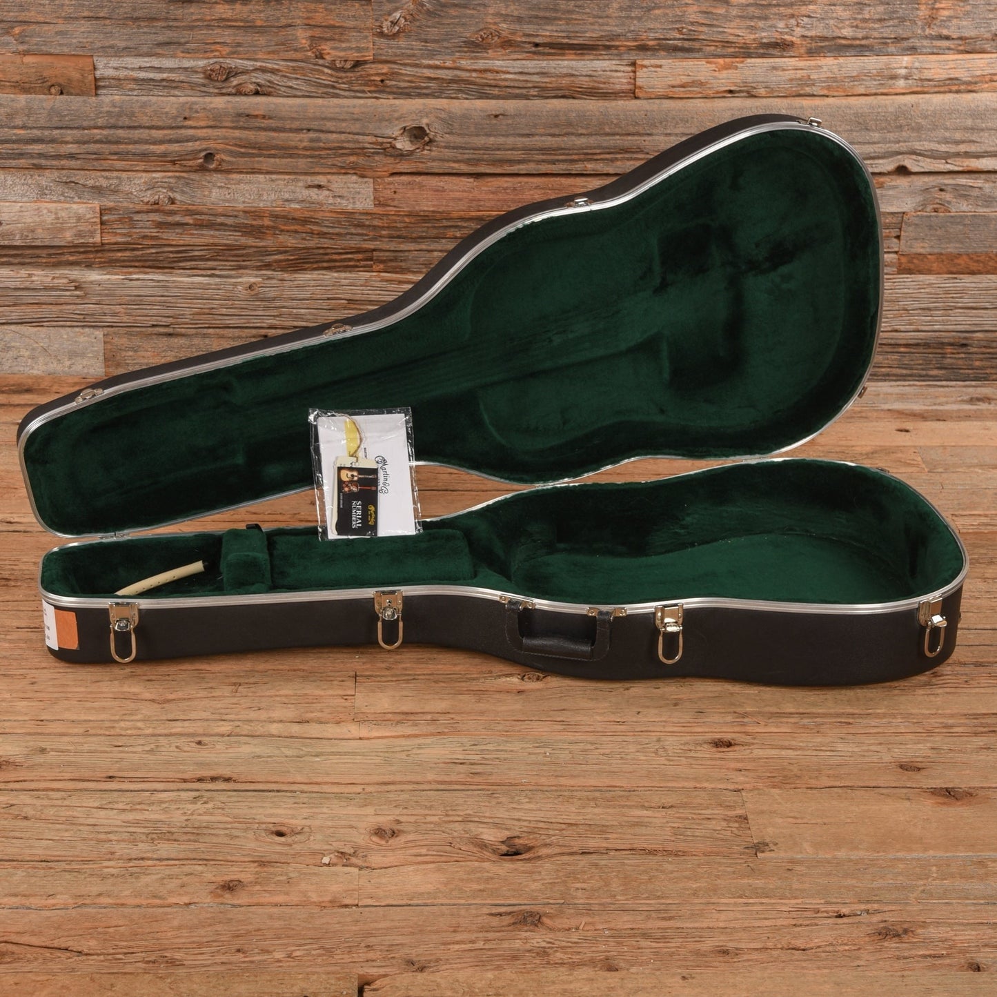 Martin Standard Series D-28 Natural 2015