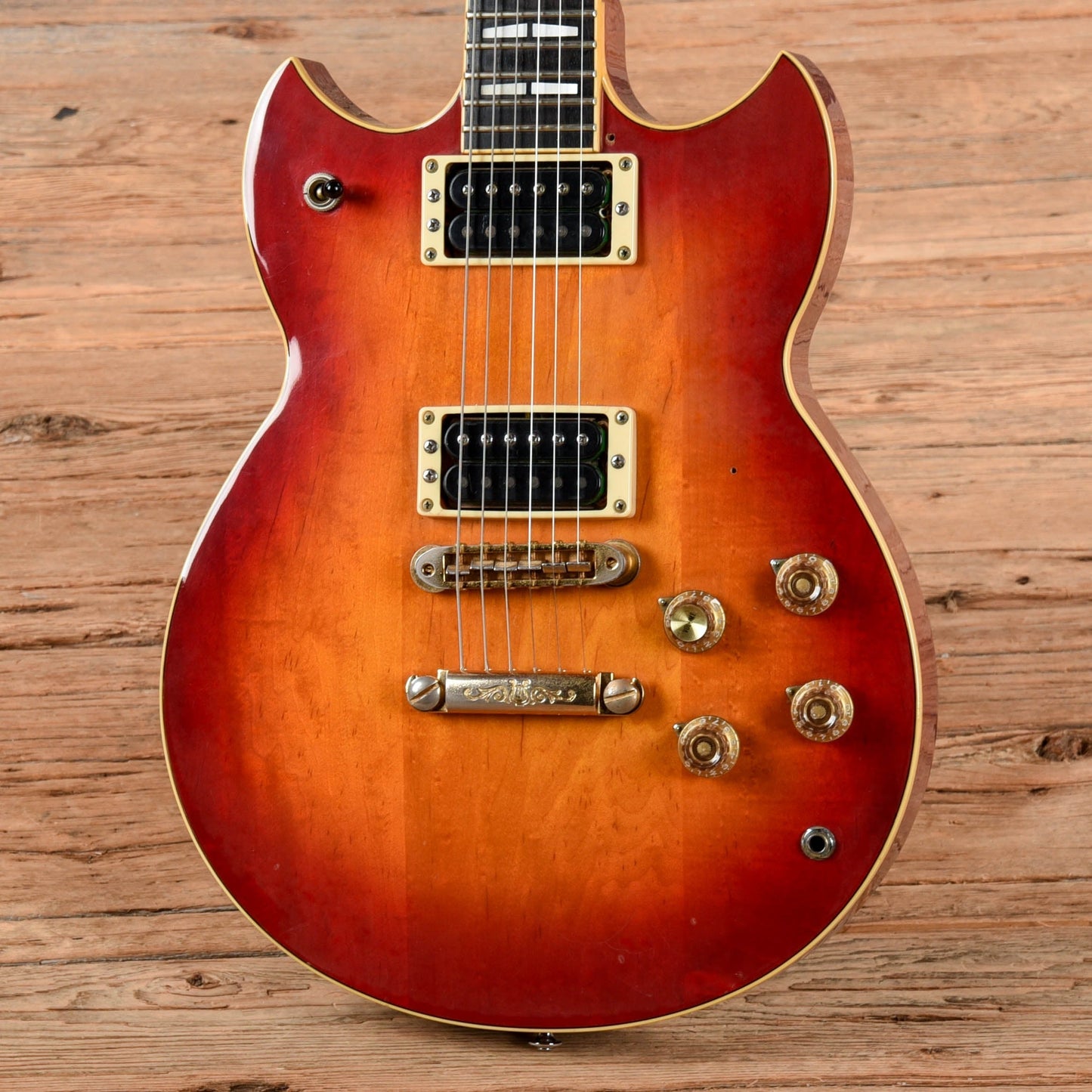Yamaha SG800 Cherry Sunburst 1980