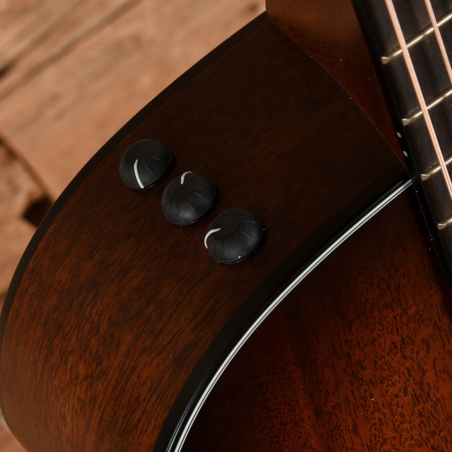 Taylor 322ce 12-Fret Sunburst 2023