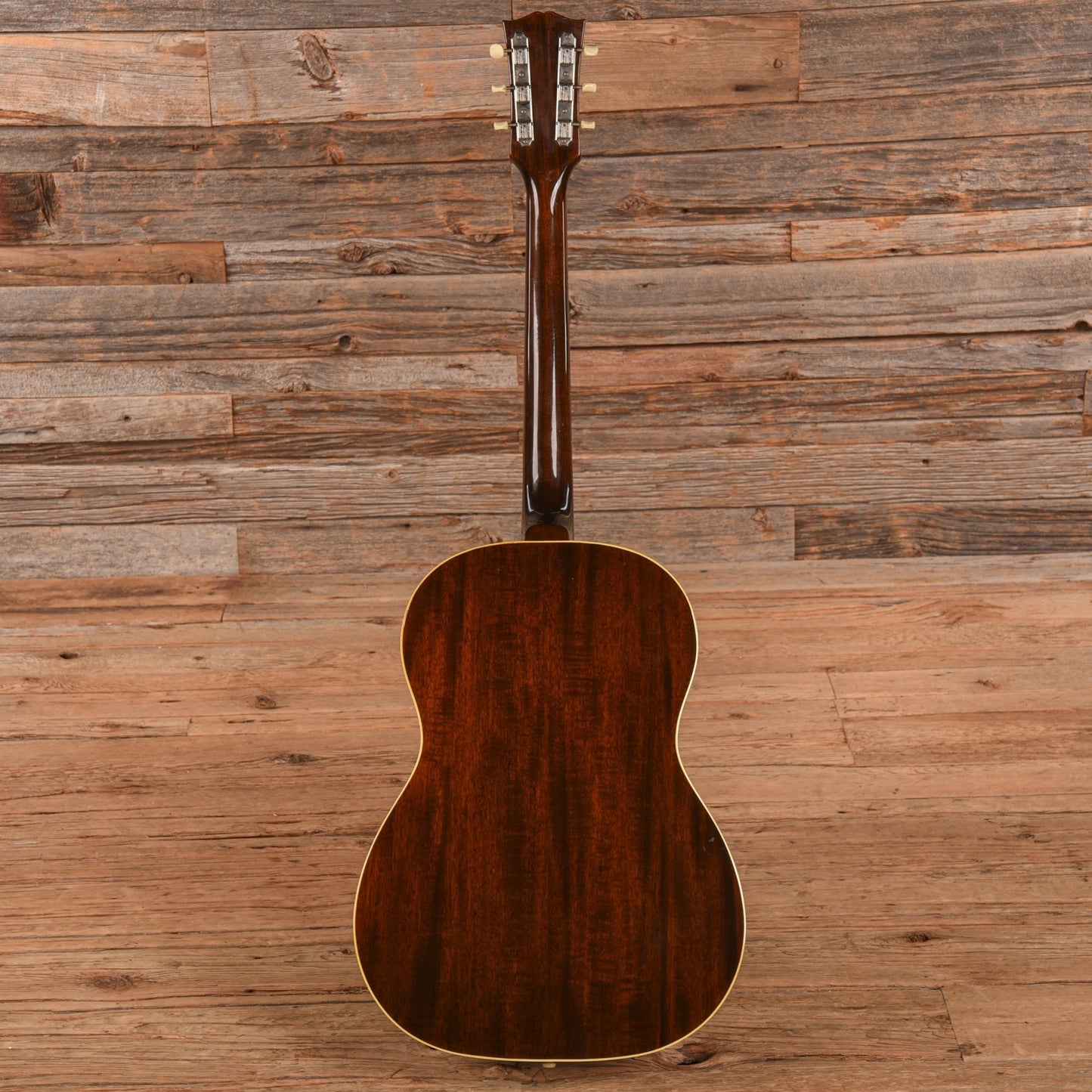 Gibson LG-2 Sunburst 1968