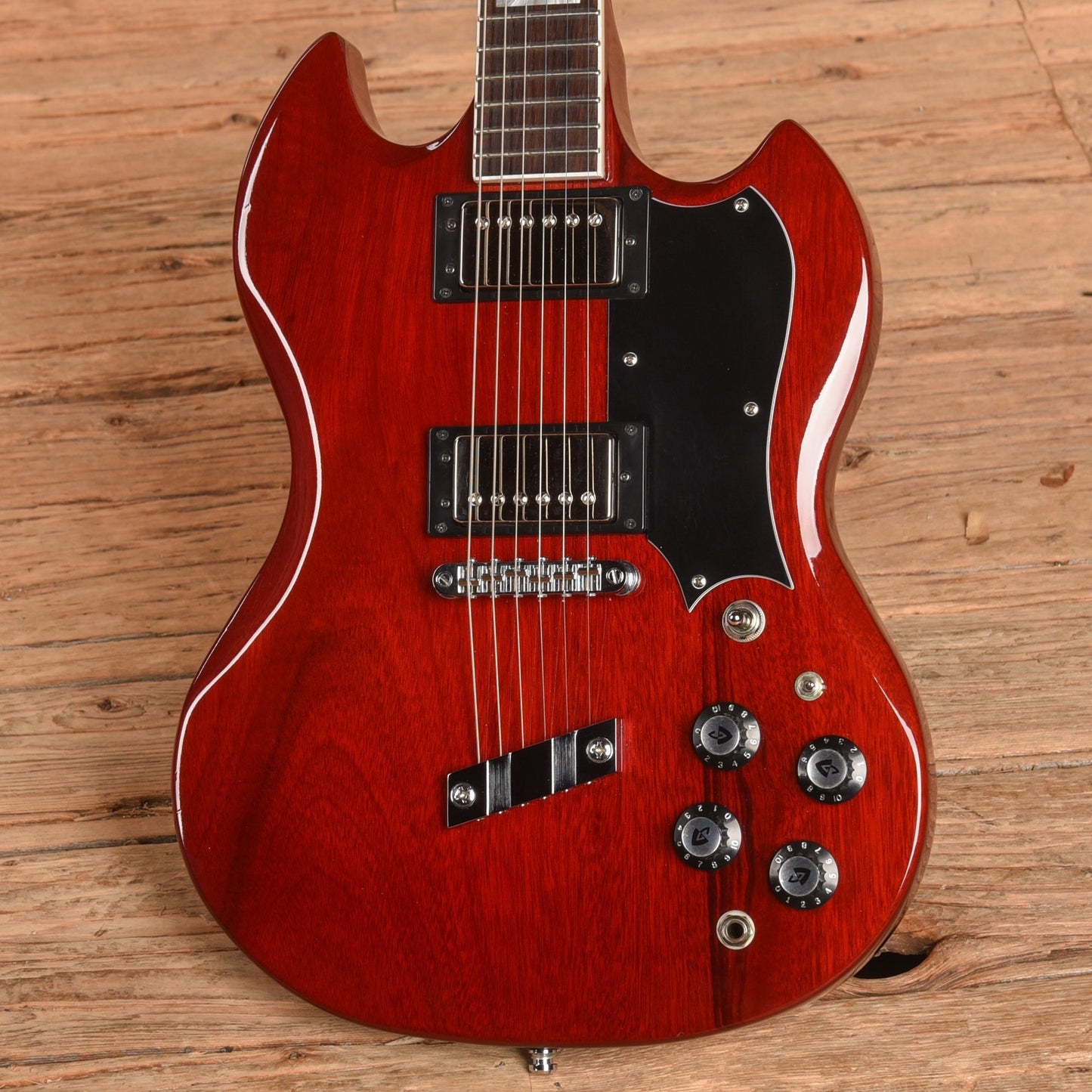 Guild Polara S-100 Cherry