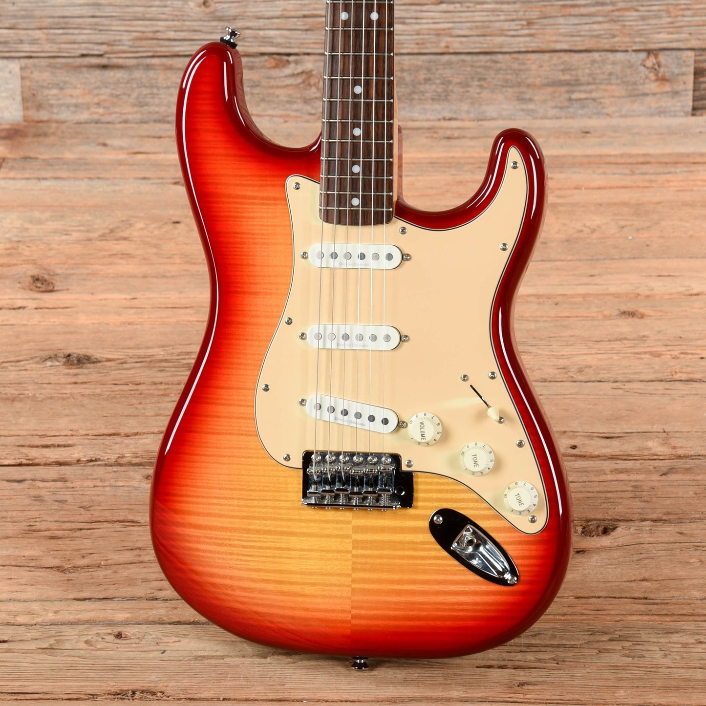 Squier Vintage Modified Stratocaster Sunburst 2007