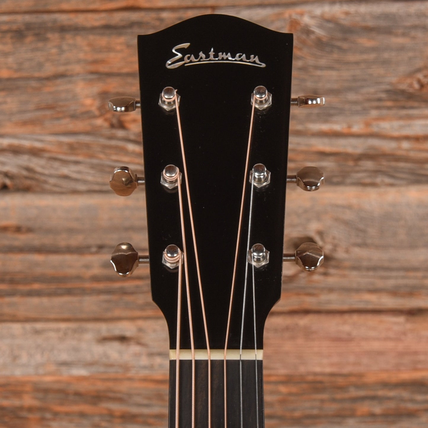 Eastman E10OOSS/V Adirondack/Mahogany OO Slope Shoulder Antique Varnish 2023