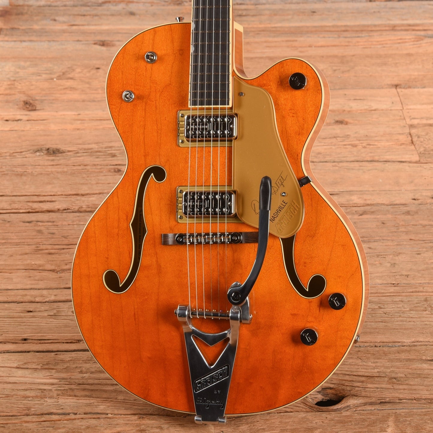 Gretsch G6120T-BSSMK Brian Setzer Signature Nashville '59 "Smoke" Orange 2025