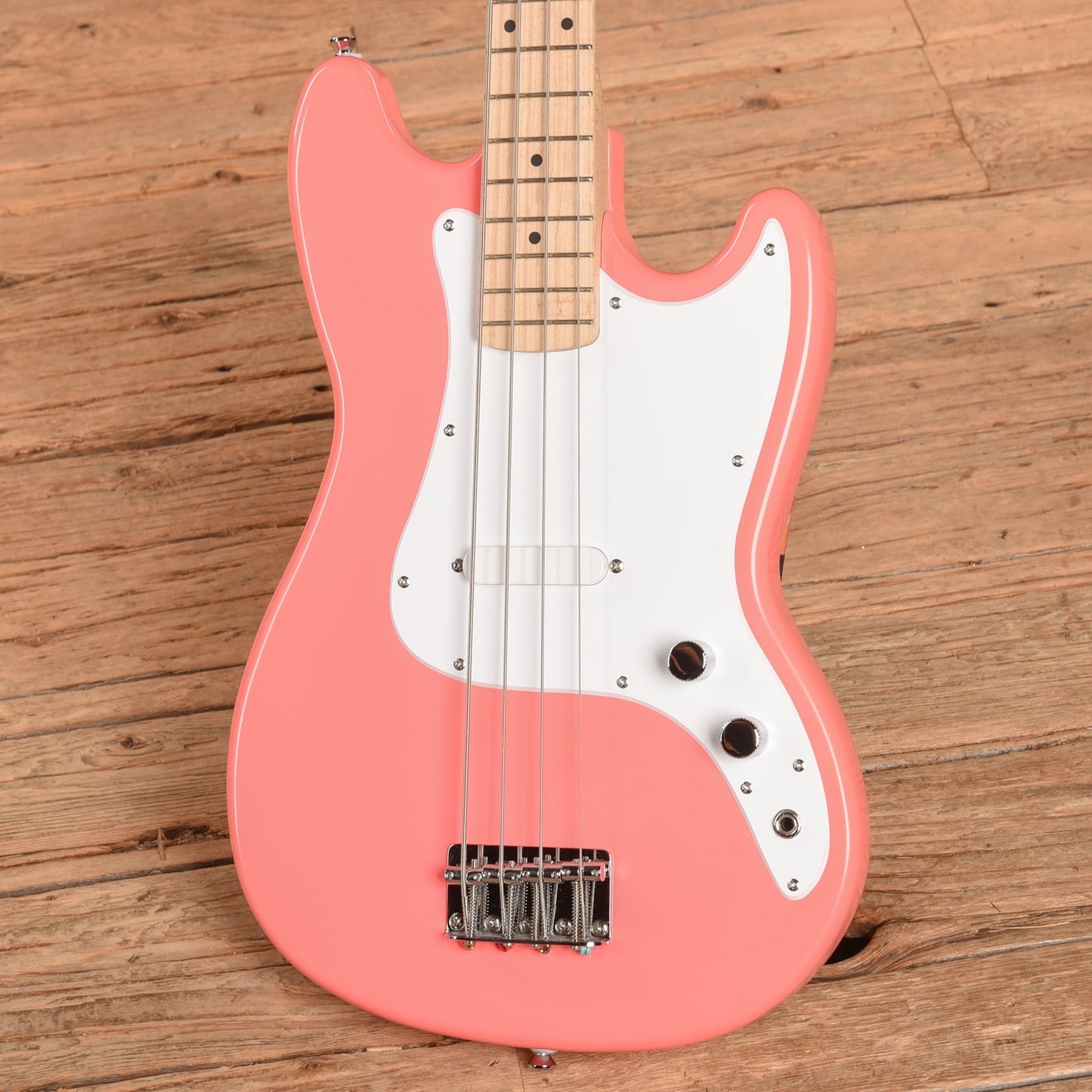 Squier Sonic Bronco Bass Tahitian Coral 2023