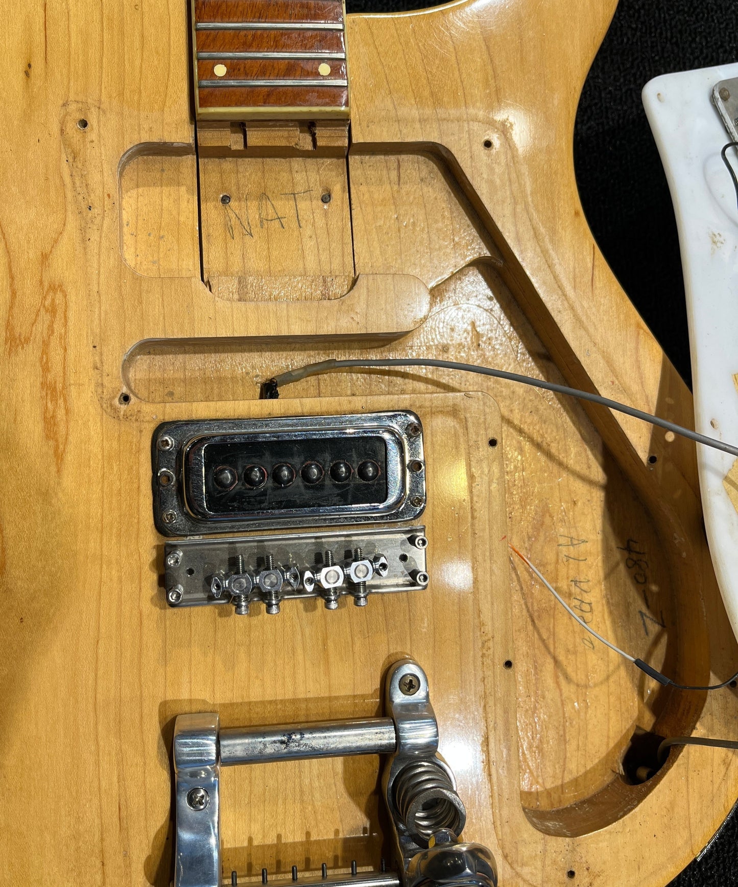 Rickenbacker 480 Mapleglo 1973
