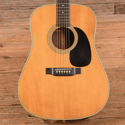Martin Standard Series D-28 Natural 2003