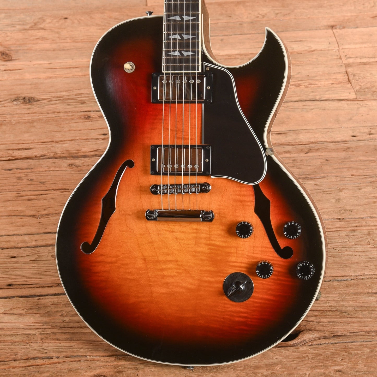 Gibson ES-137 Custom Tri-Burst 2003