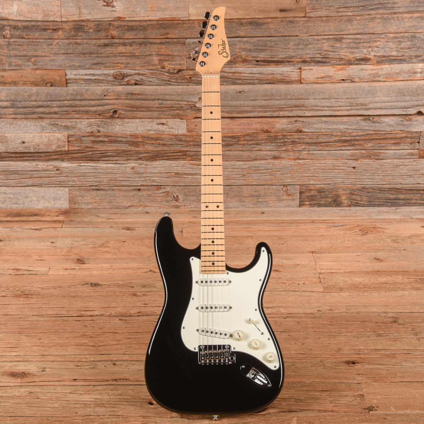 Suhr Classic S Black