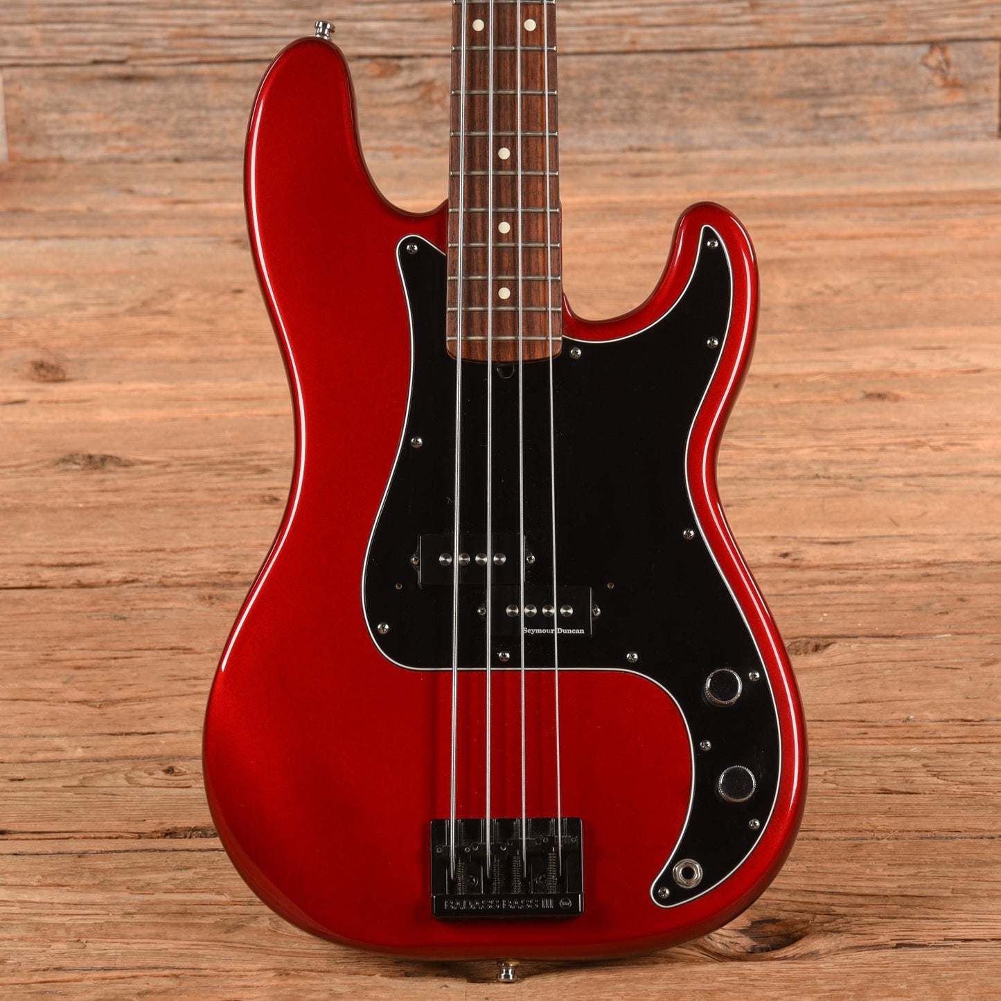Fender American Standard Precision Bass Candy Apple Red 1995