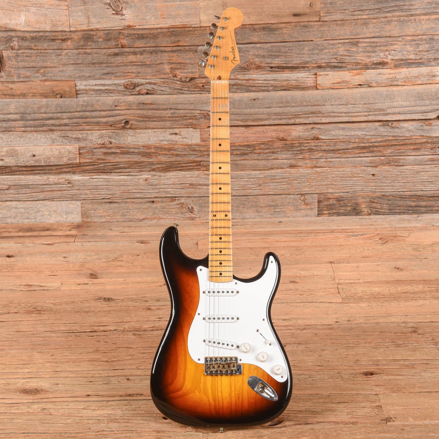 Fender Custom Shop Limited Edition 70th Anniversary '54 Stratocaster Reissue Journeyman Relic Sunburst 2024