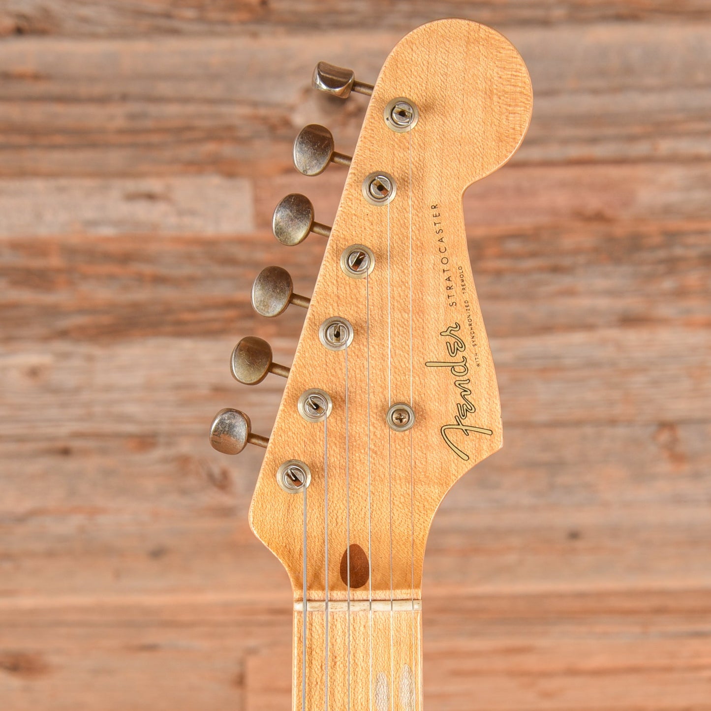 Fender Custom Shop Limited Edition 70th Anniversary '54 Stratocaster Reissue Journeyman Relic Sunburst 2024