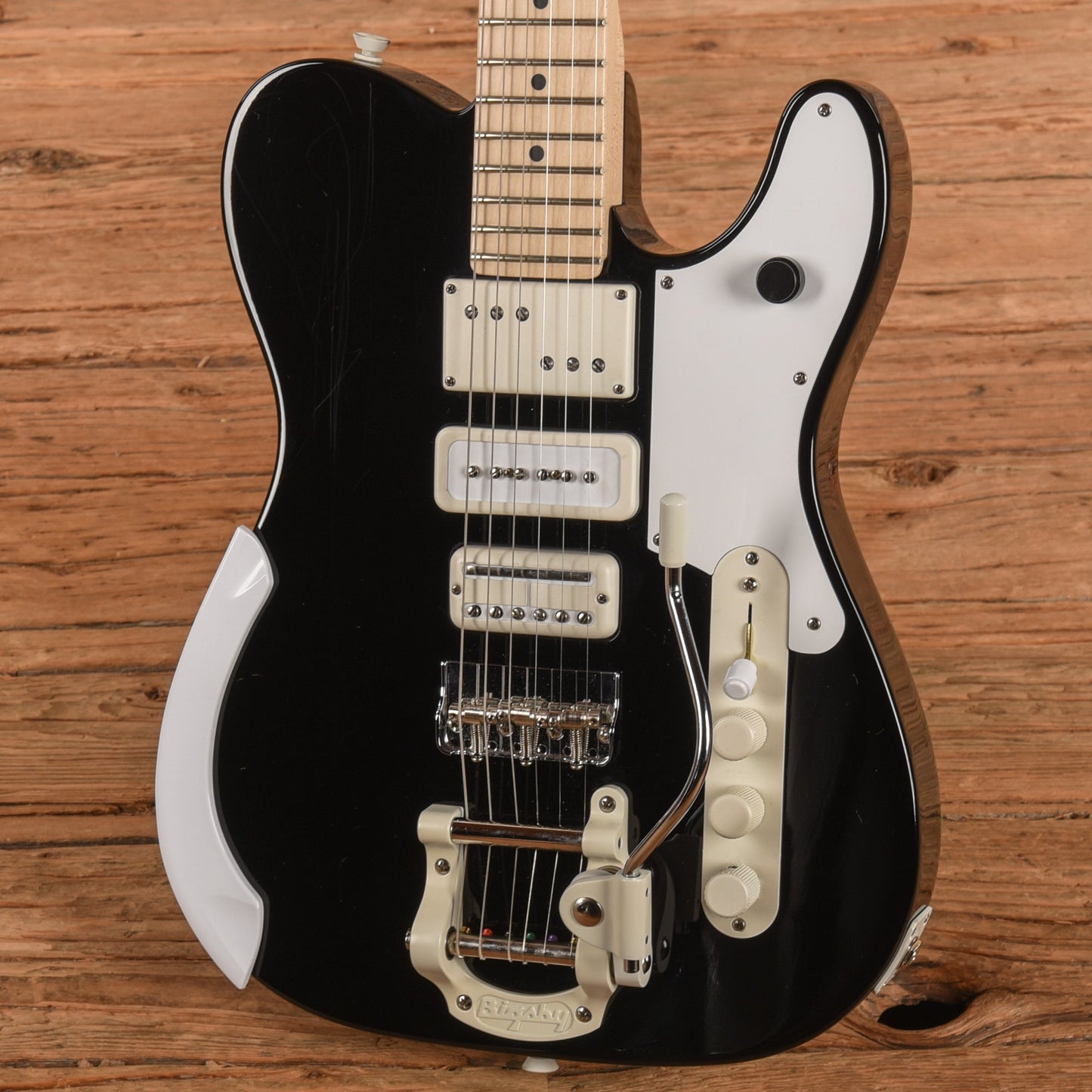 Fender Jack White Signature Triplecaster Black 2024