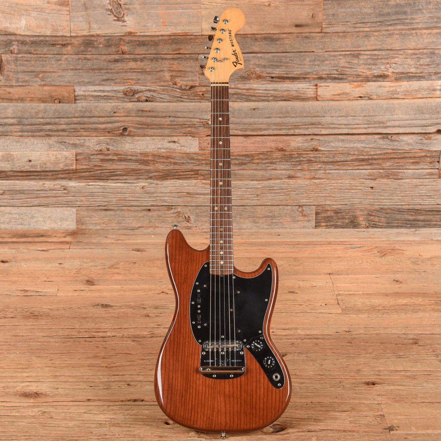 Fender Mustang Walnut 1977