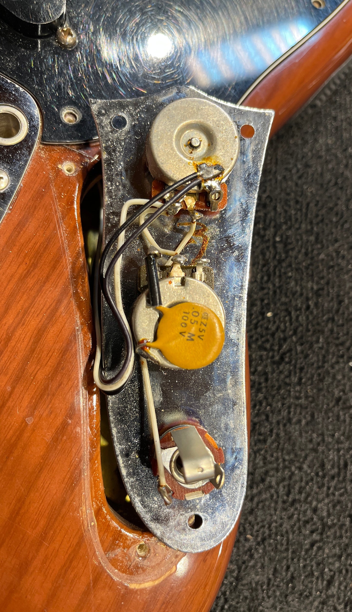 Fender Mustang Walnut 1977