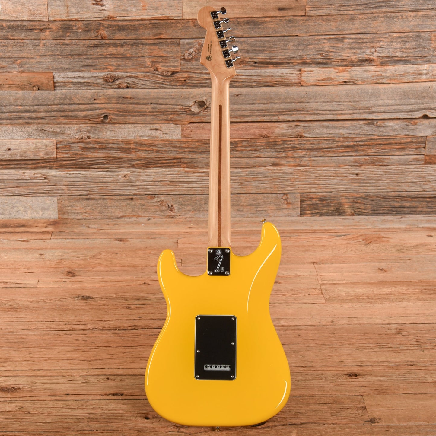 Fender Player Stratocaster HSS Ferrari Yellow 2021