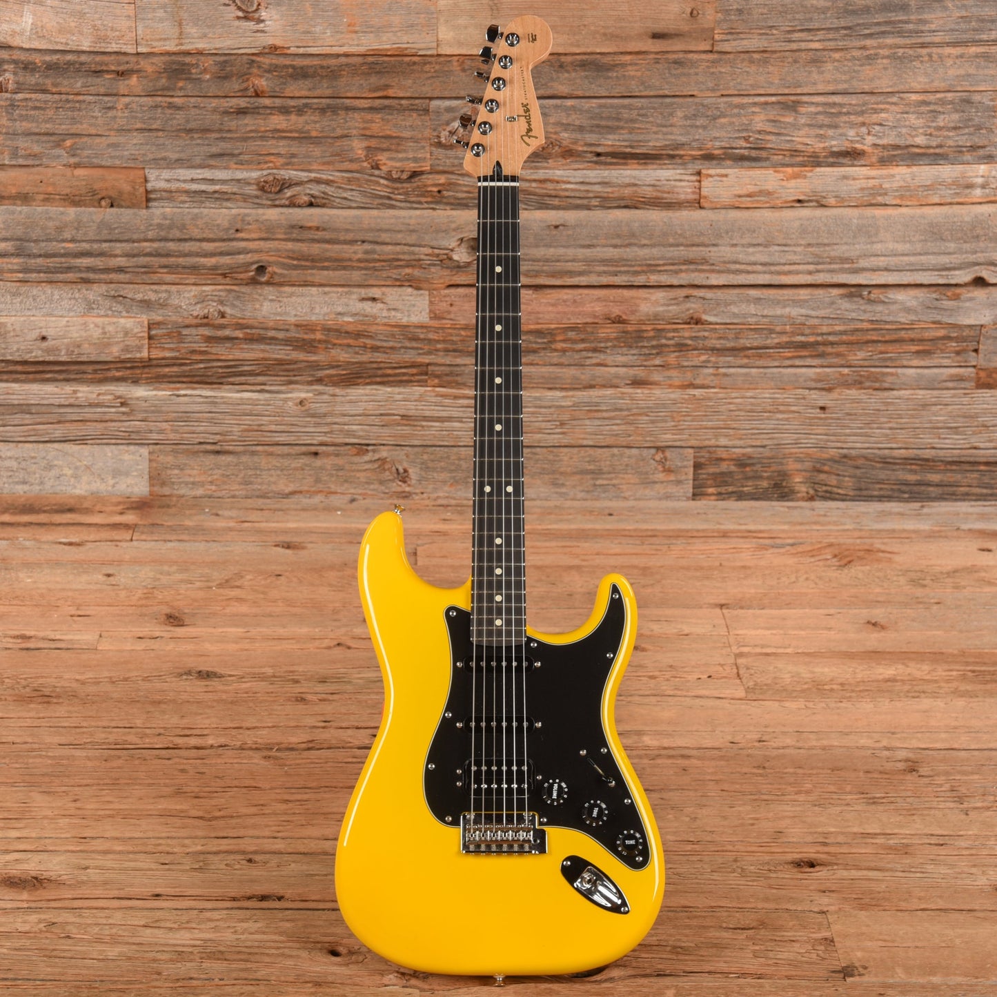 Fender Player Stratocaster HSS Ferrari Yellow 2021