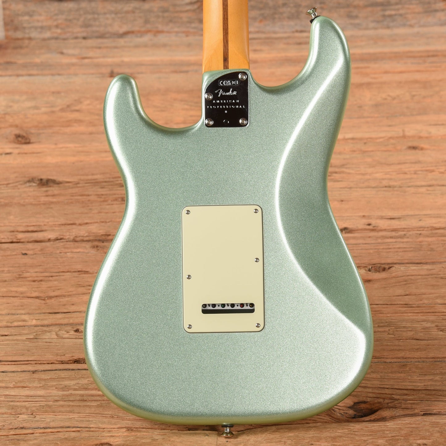 Fender American Professional II Stratocaster Surf Pearl 2024