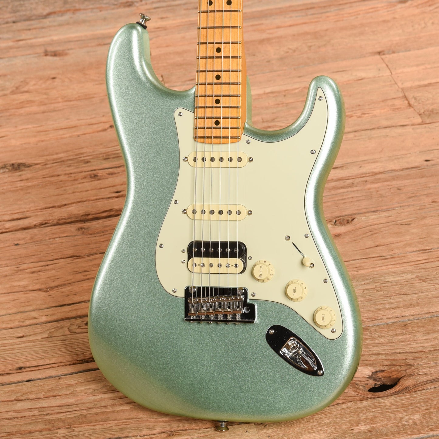 Fender American Professional II Stratocaster Surf Pearl 2024