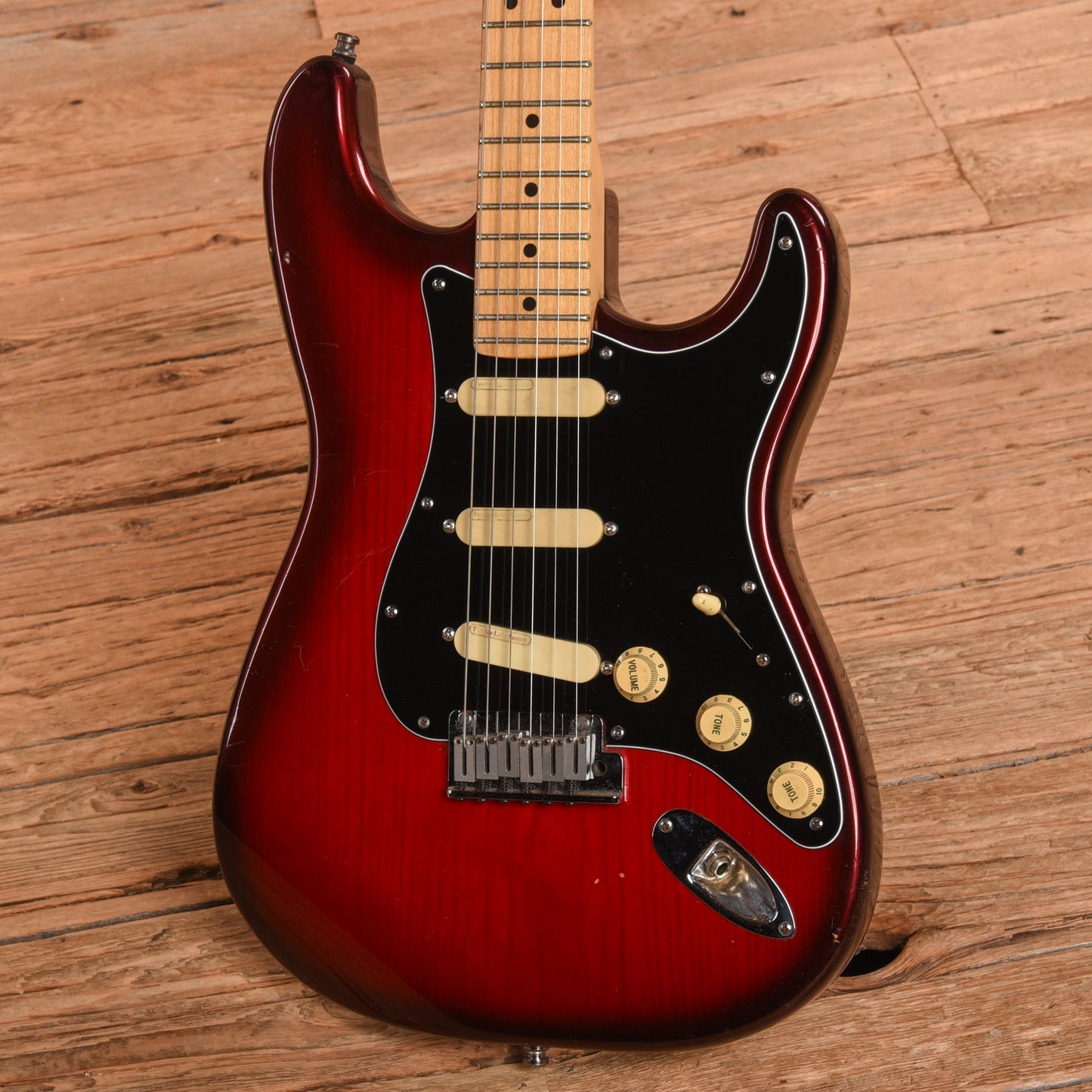 Fender American Standard Stratocaster Neck with Stratocaster Plus Body Crimson Burst