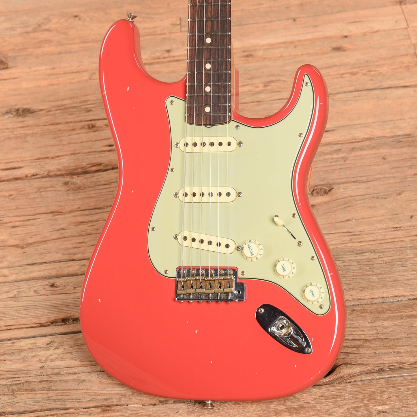 Fender Custom Shop Wilcutt True 62 Stratocaster Journeyman Relic Fiesta Red 2022