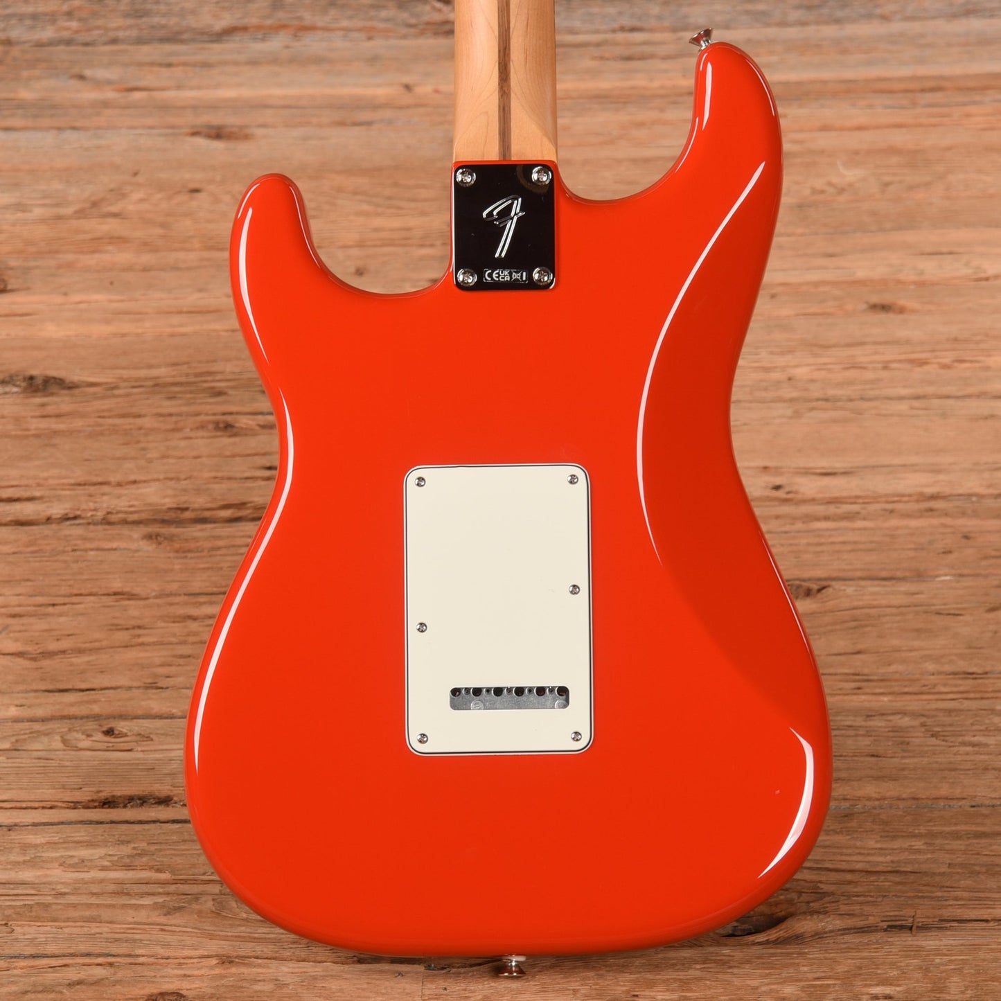 Fender Player II Stratocaster Coral Red 2025