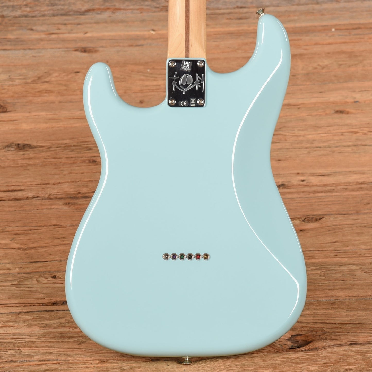 Fender Limited Edition Tom Delonge Stratocaster Sonic Blue 2023