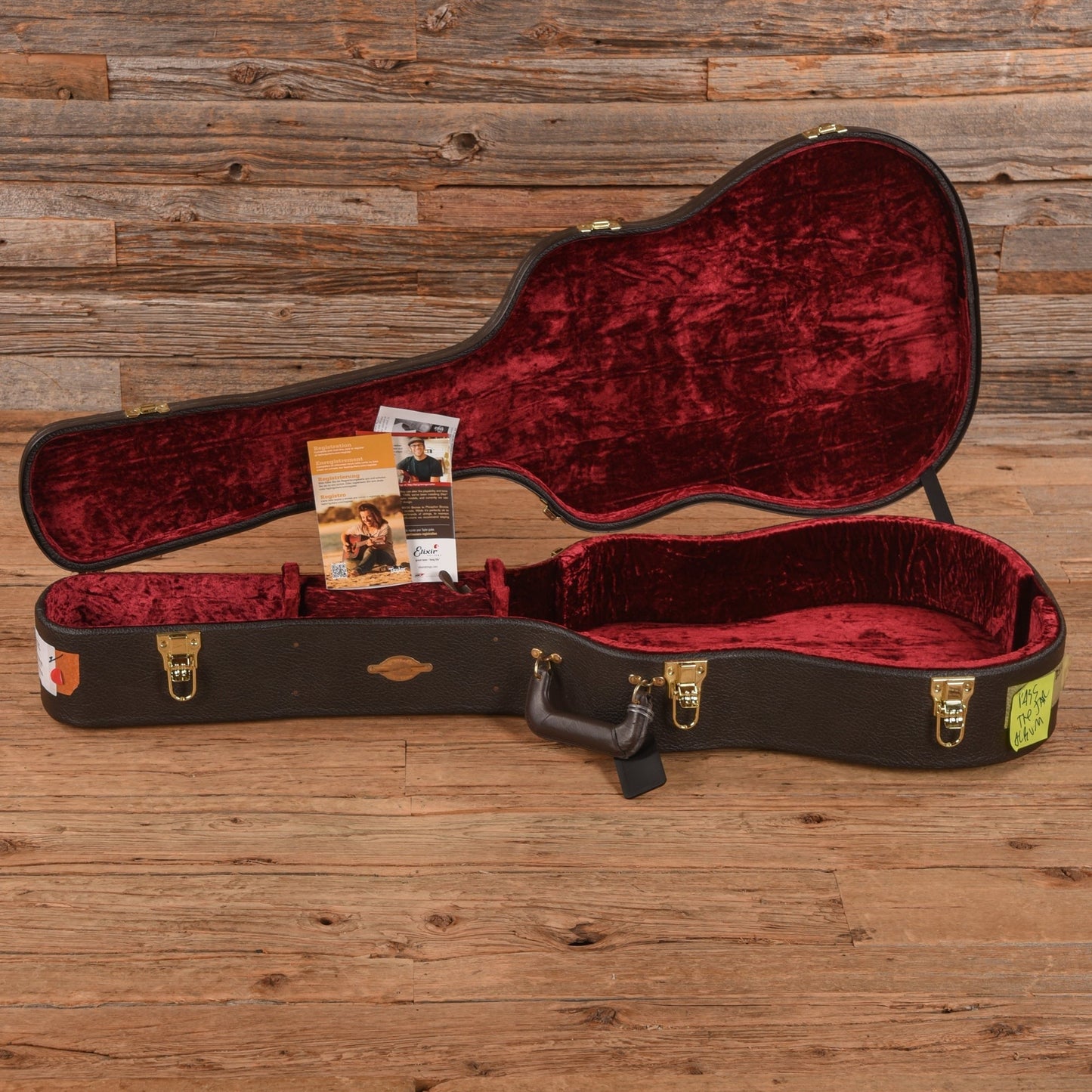 Taylor Custom Dreadnaught Natural 2013 - Zac Brown