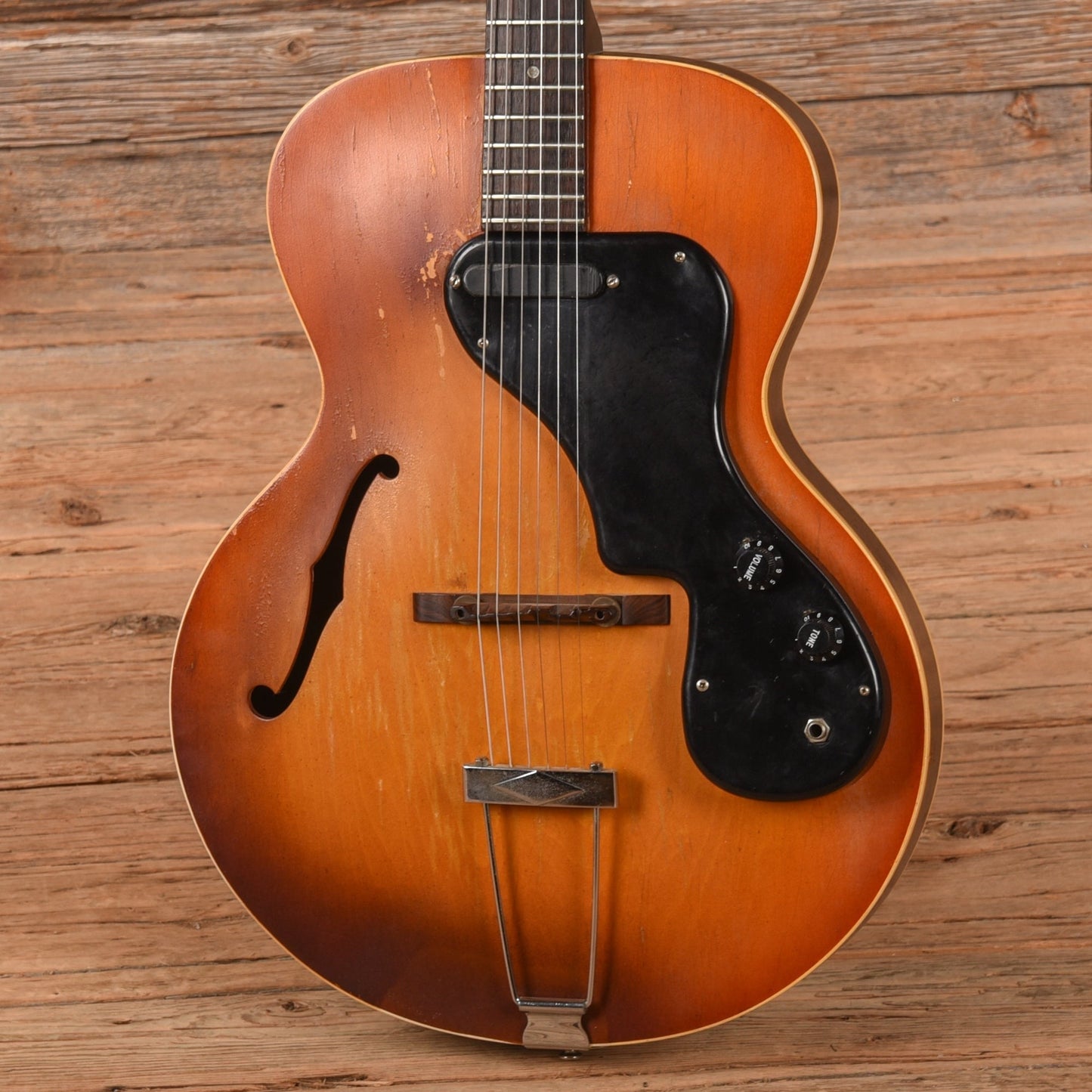 Gibson ES-120 T Sunburst 1965