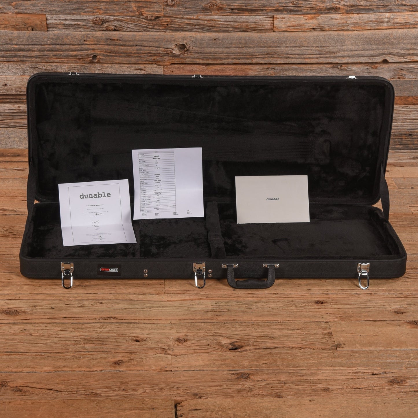 Dunable USA R2 Black